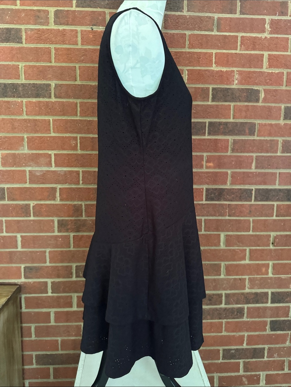 Michael Kors Black Sleeveless Tiered Eyelet Dress - Picture 2 of 11